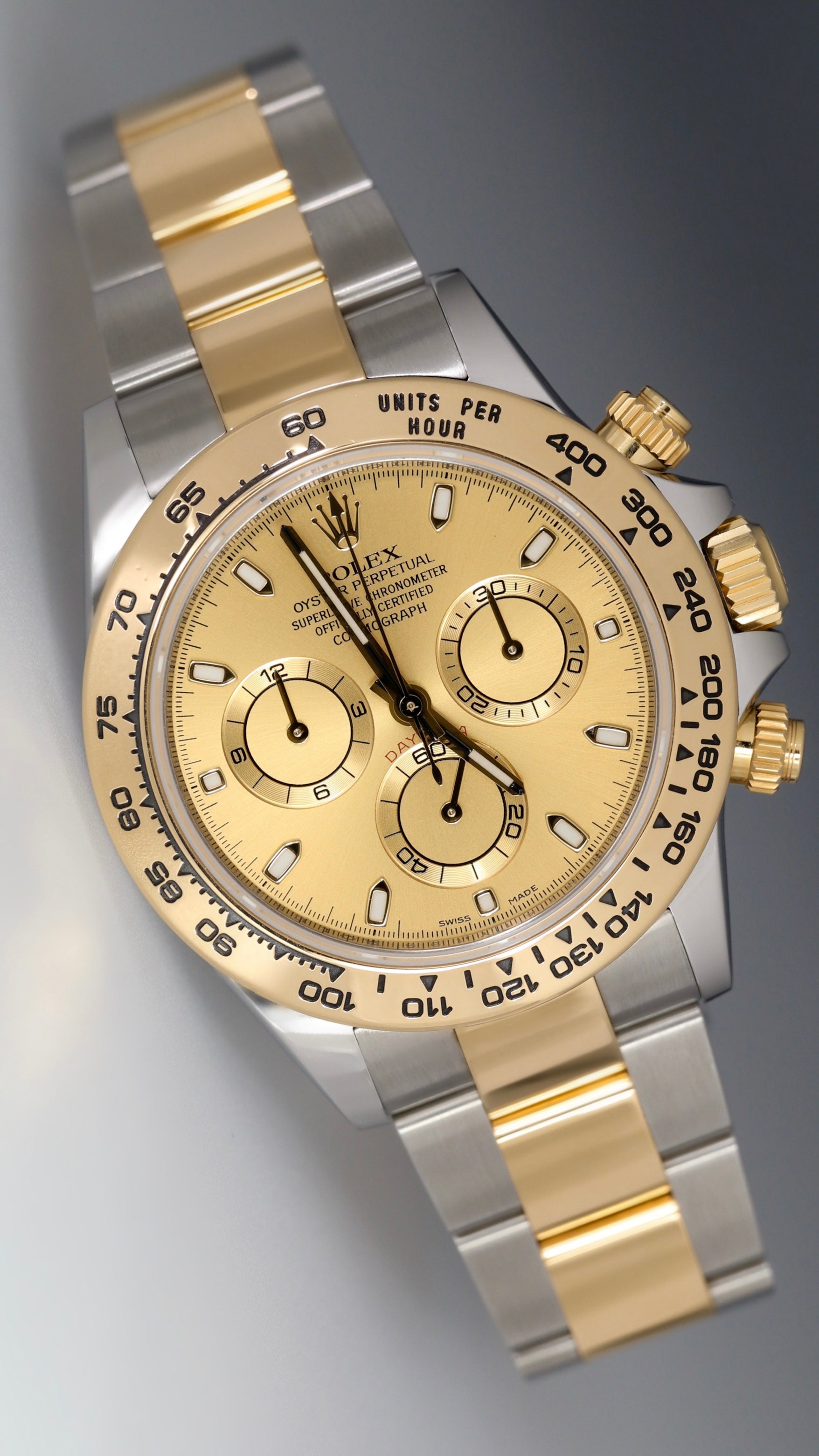 Rolex Daytona Champagne Index Dial on Oyster 116503 Complete 2021