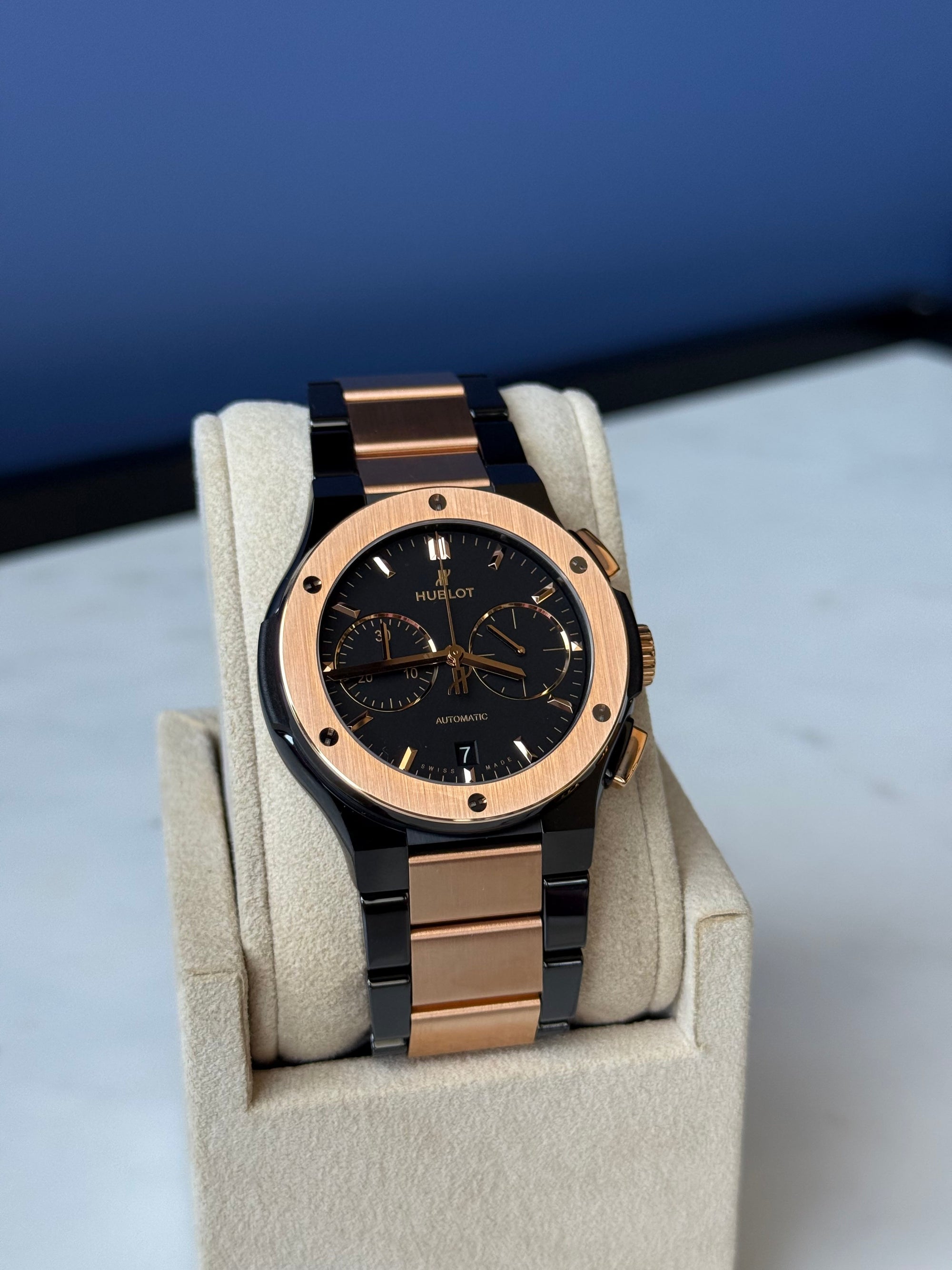 Hublot Classic Fusion Chronograph Black Dial on 18k King Gold/titanium Bracelet 540.CO.1180.CO Complete 2026