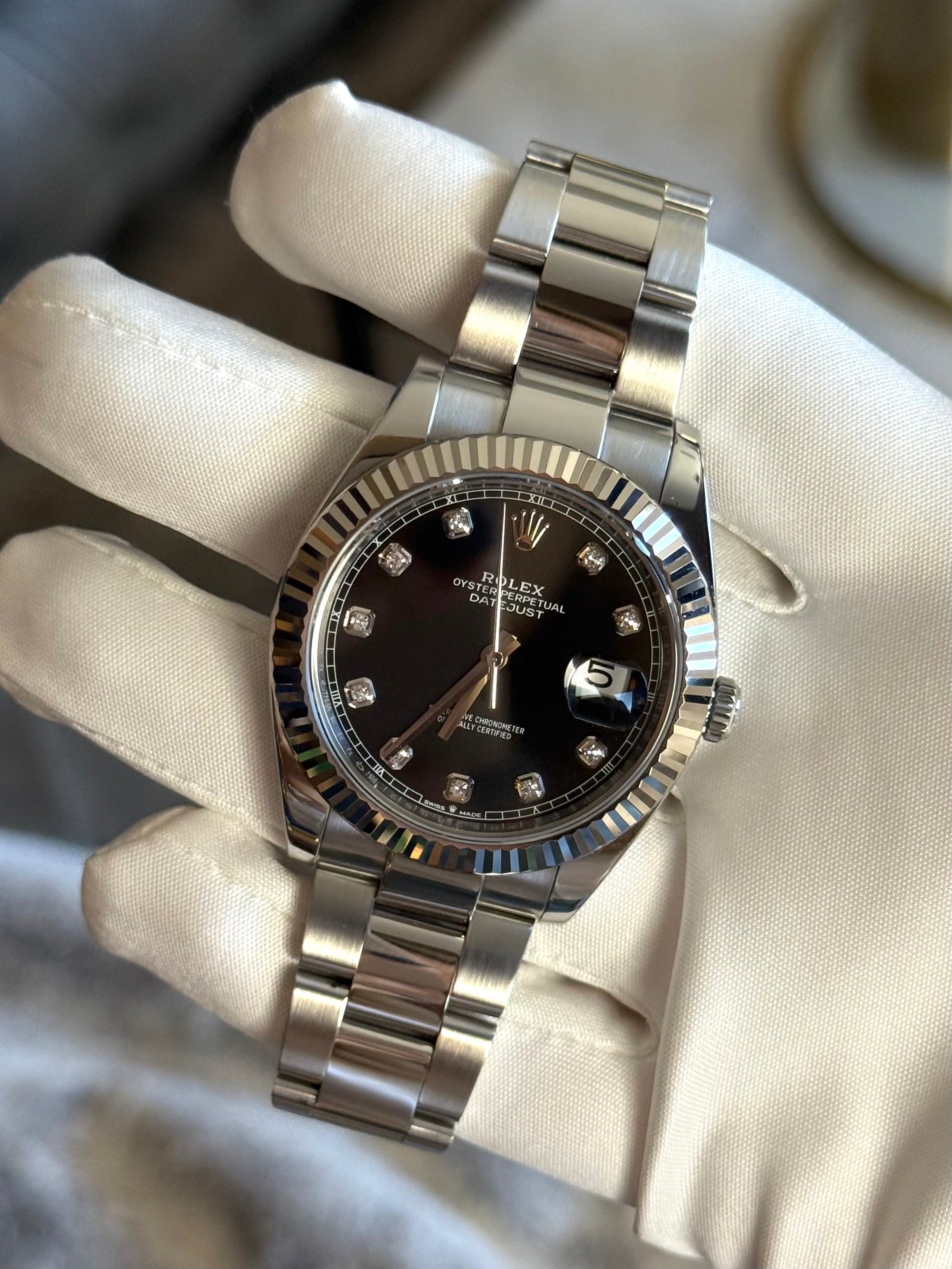 Rolex Datejust 41 Black Diamond Dial on Oyster 126334 Complete 2023