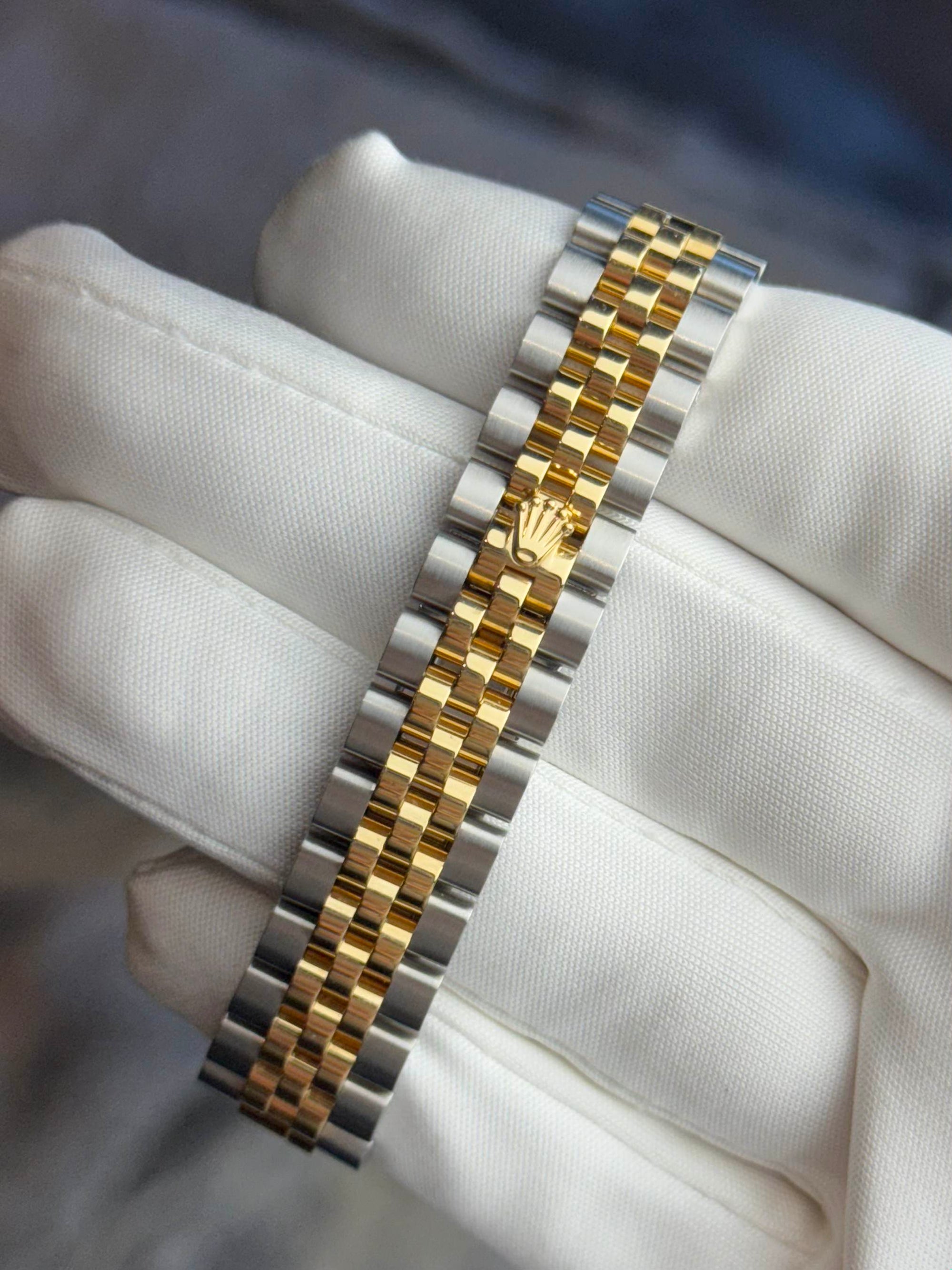 Rolex Datejust Lady Silver Diamond Dial on Jubilee 279383 Complete 2020