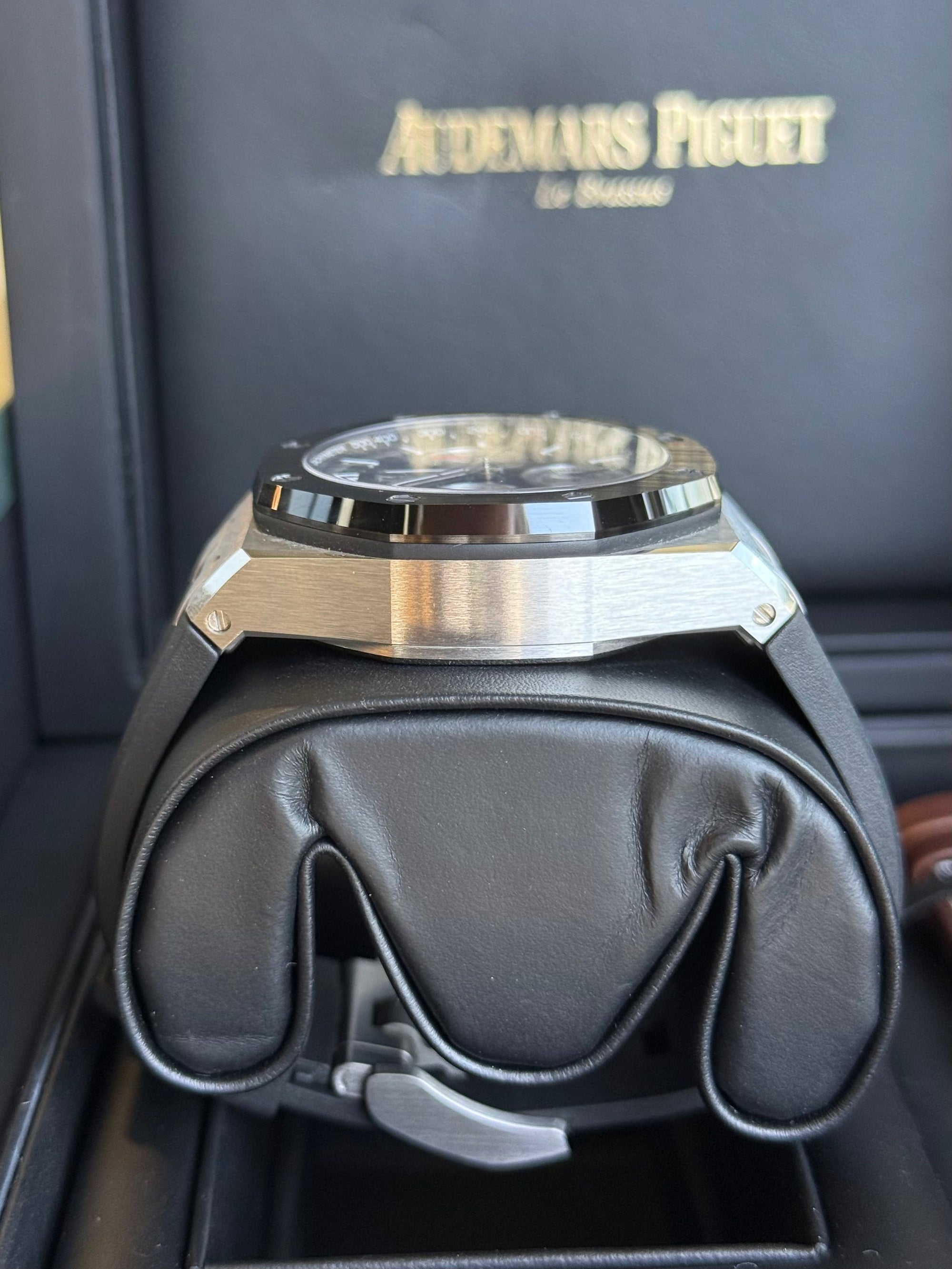 Audemars Piguet Royal Oak Offshore Chronograph Black Dial on Rubber Strap 26420SO.OO.A002CA.01 Complete 2027