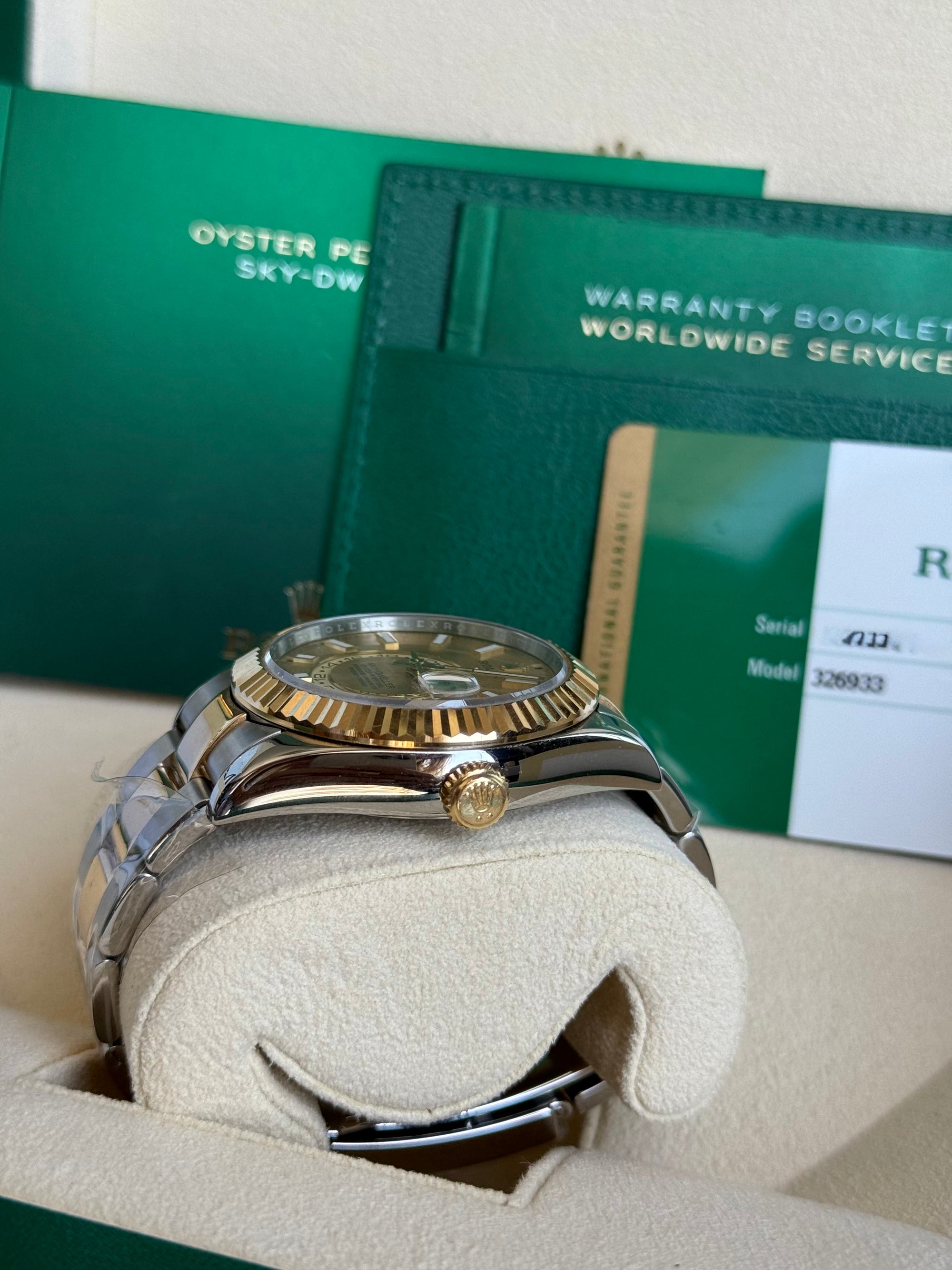 Rolex SkyDweller Champagne Dial on Oyster 326933 Complete 2018