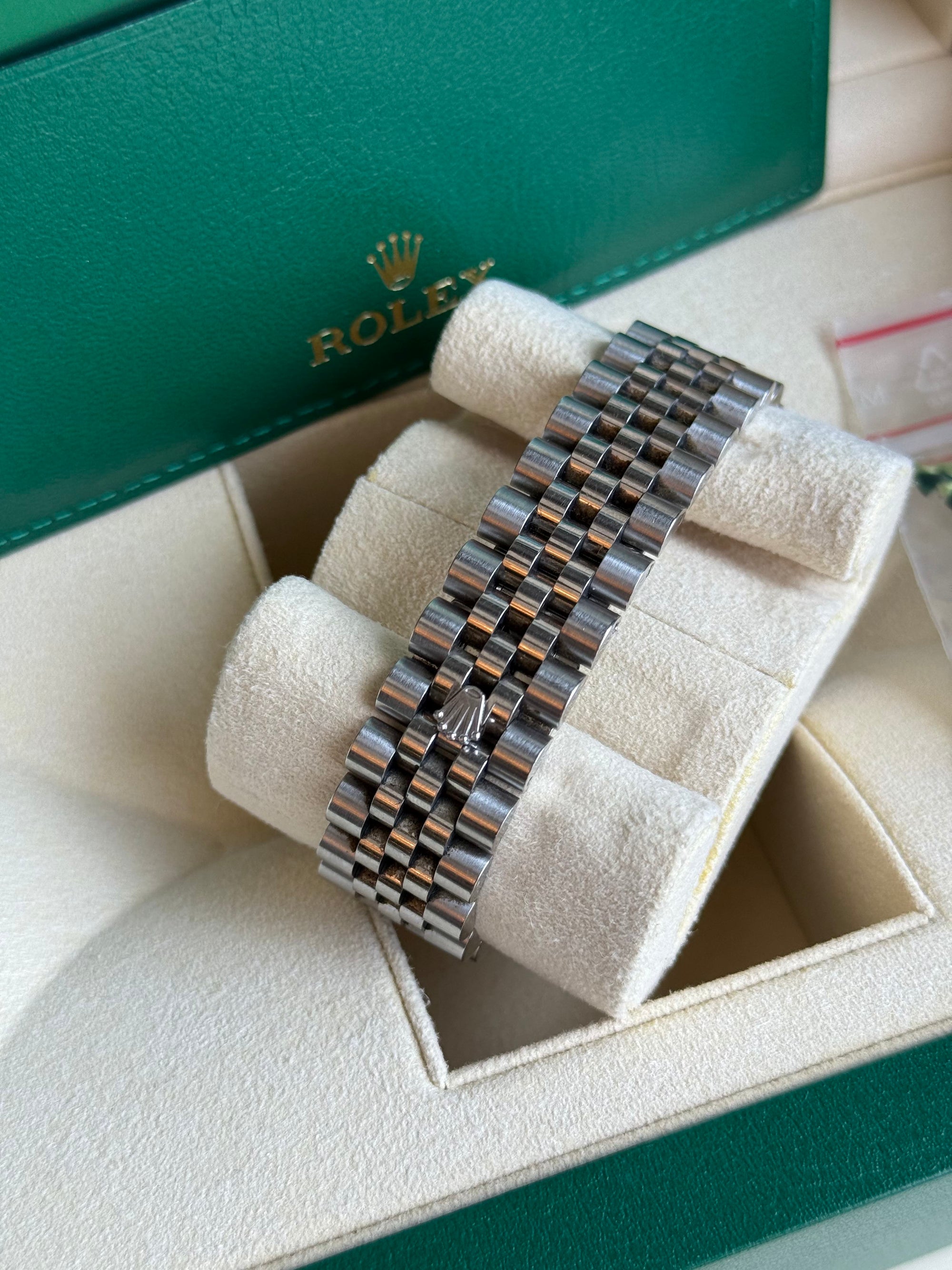 Rolex Datejust Blue Diamond Dial on Jubilee 116234 Complete Open Date