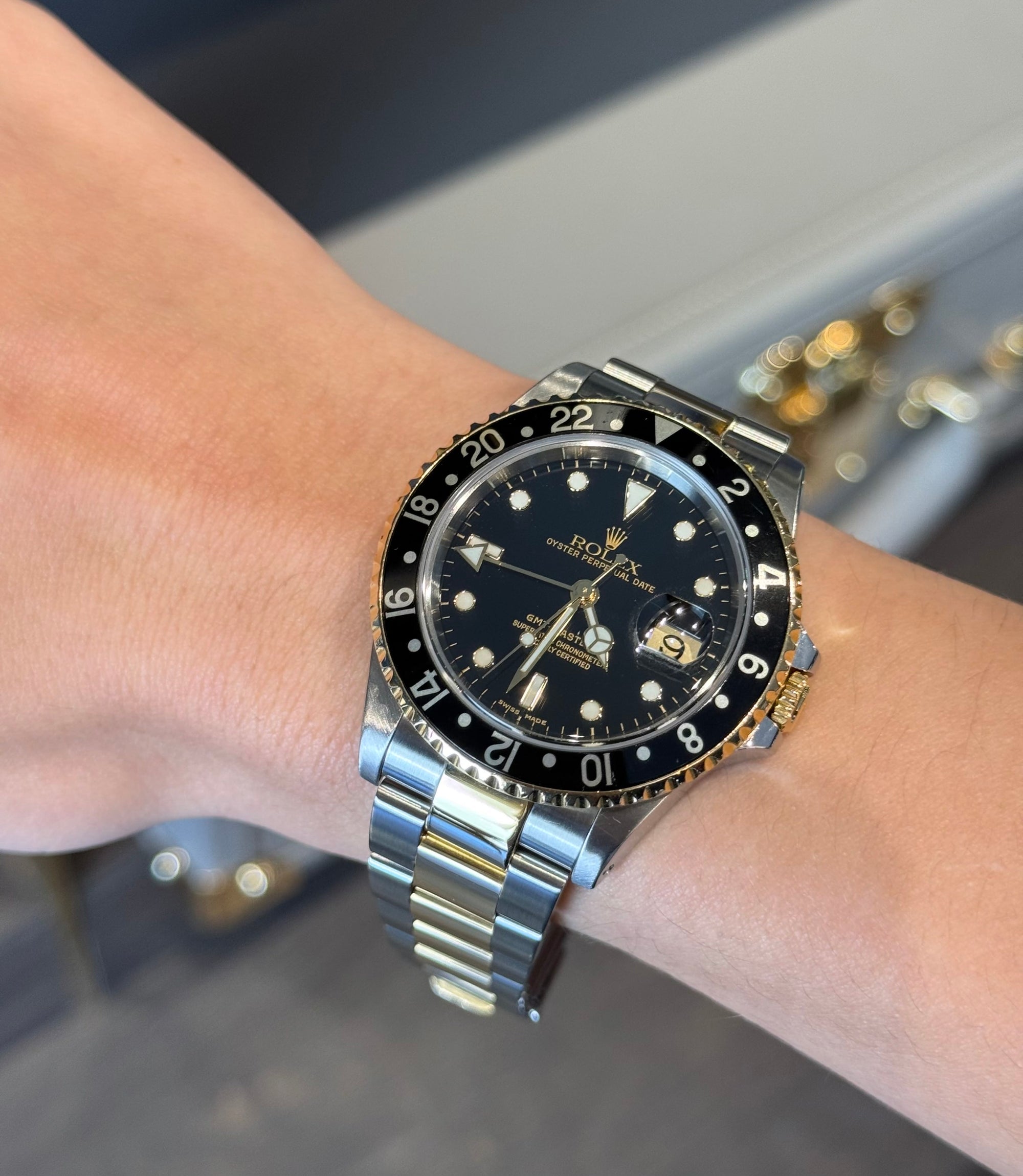 Rolex GMT-Master II Black Dial on Oyster 16713 Complete 2003