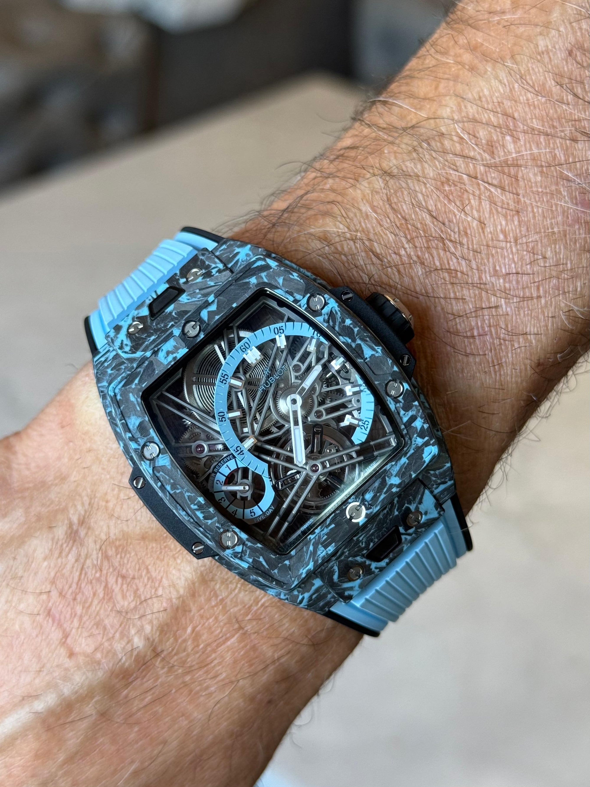 Hublot Shaped Spirit of Big Bang Tourbillon Carbon Sky Blue Dial on Rubber 645.QL.5117.RX Complete 2025