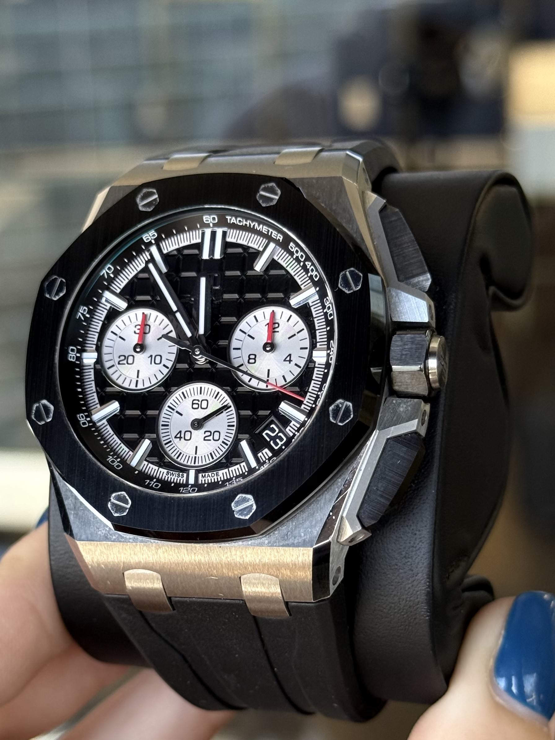 Audemars Piguet Royal Oak Offshore Chronograph Black Dial on Rubber Strap 26420SO.OO.A002CA.01 Complete 2027