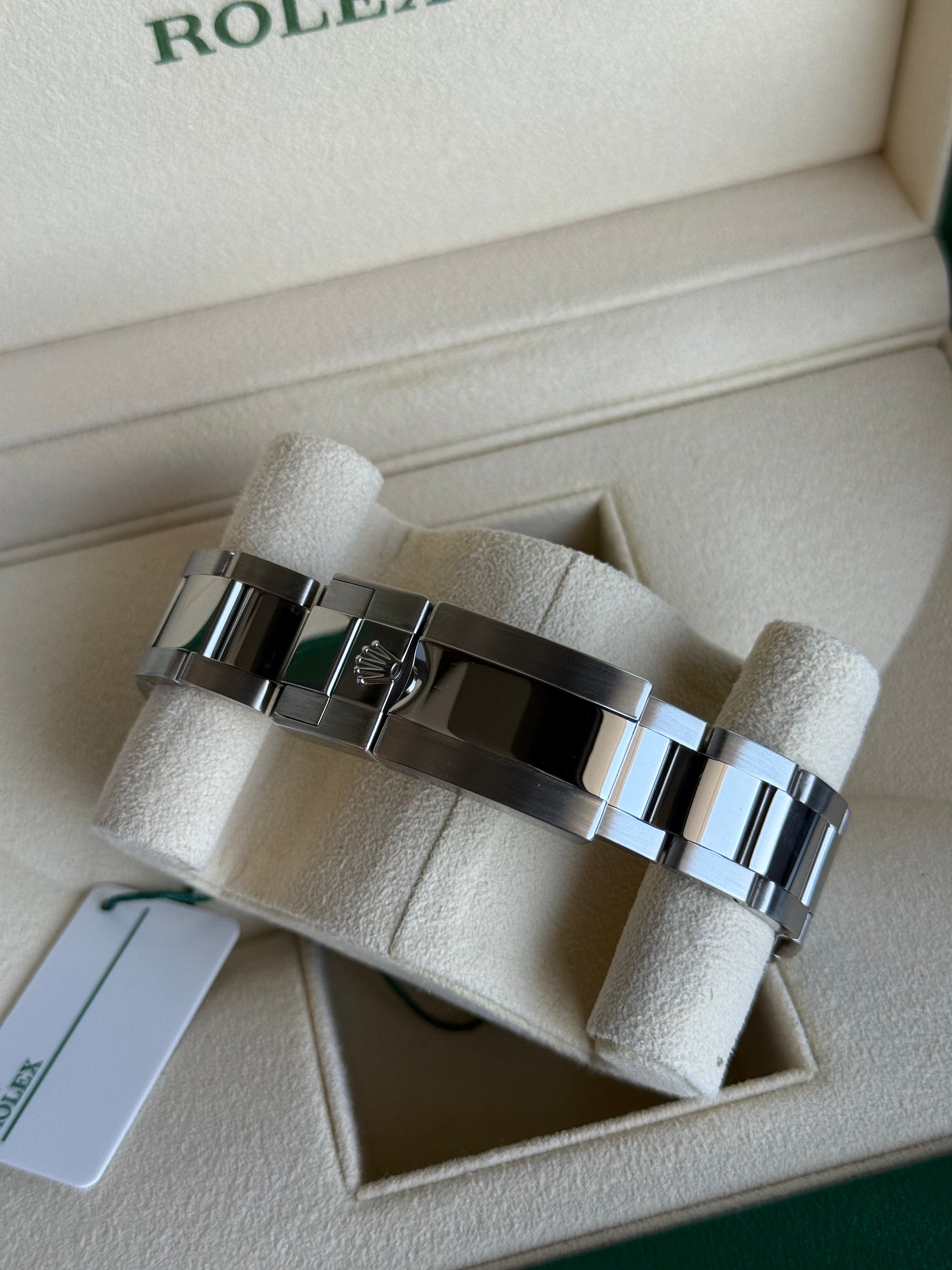 Rolex Yacht-Master II Matt White Dial on Oyster 116680 Complete 2020