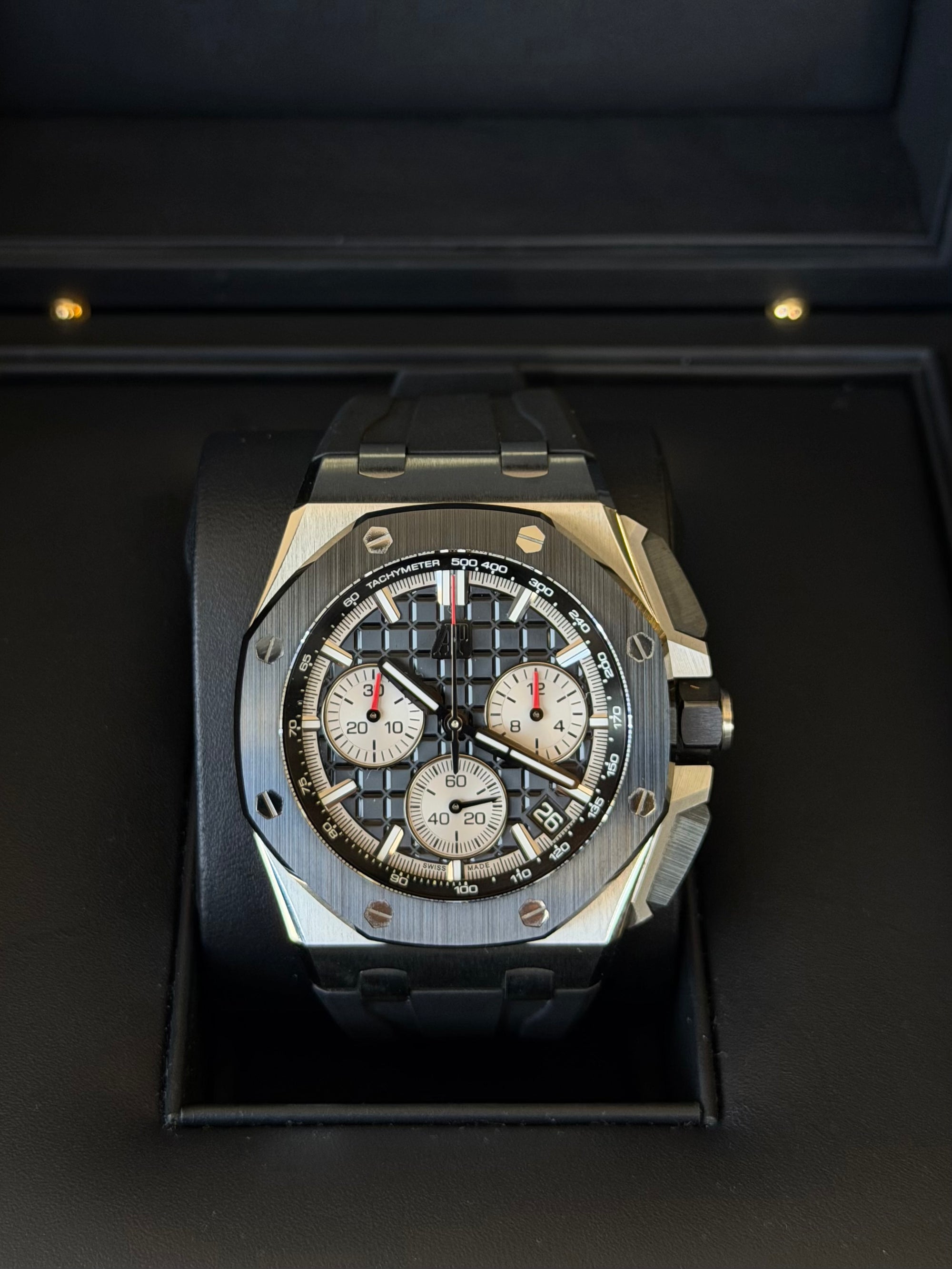 Audemars Piguet Royal Oak Offshore Chronograph Black Dial on Rubber Strap 26420SO.OO.A002CA.01 Complete