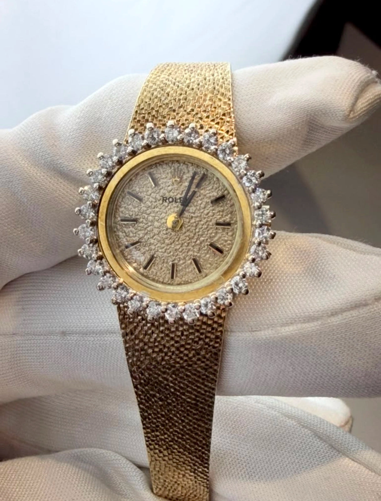 Rolex Vintage Ladies Champagne Dial on