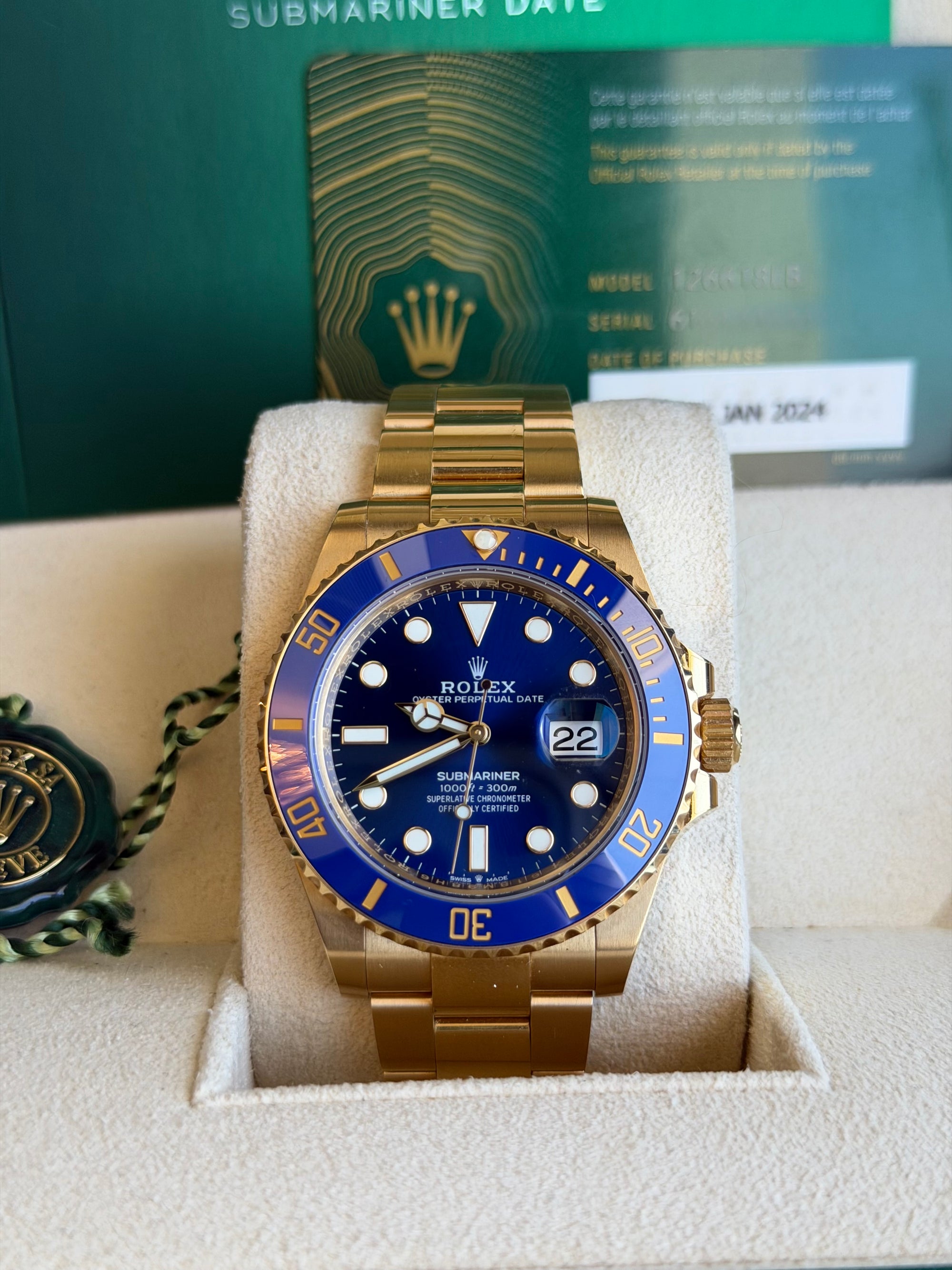 Rolex Submariner Blue Dial on Oyster 126618LB Card 2024