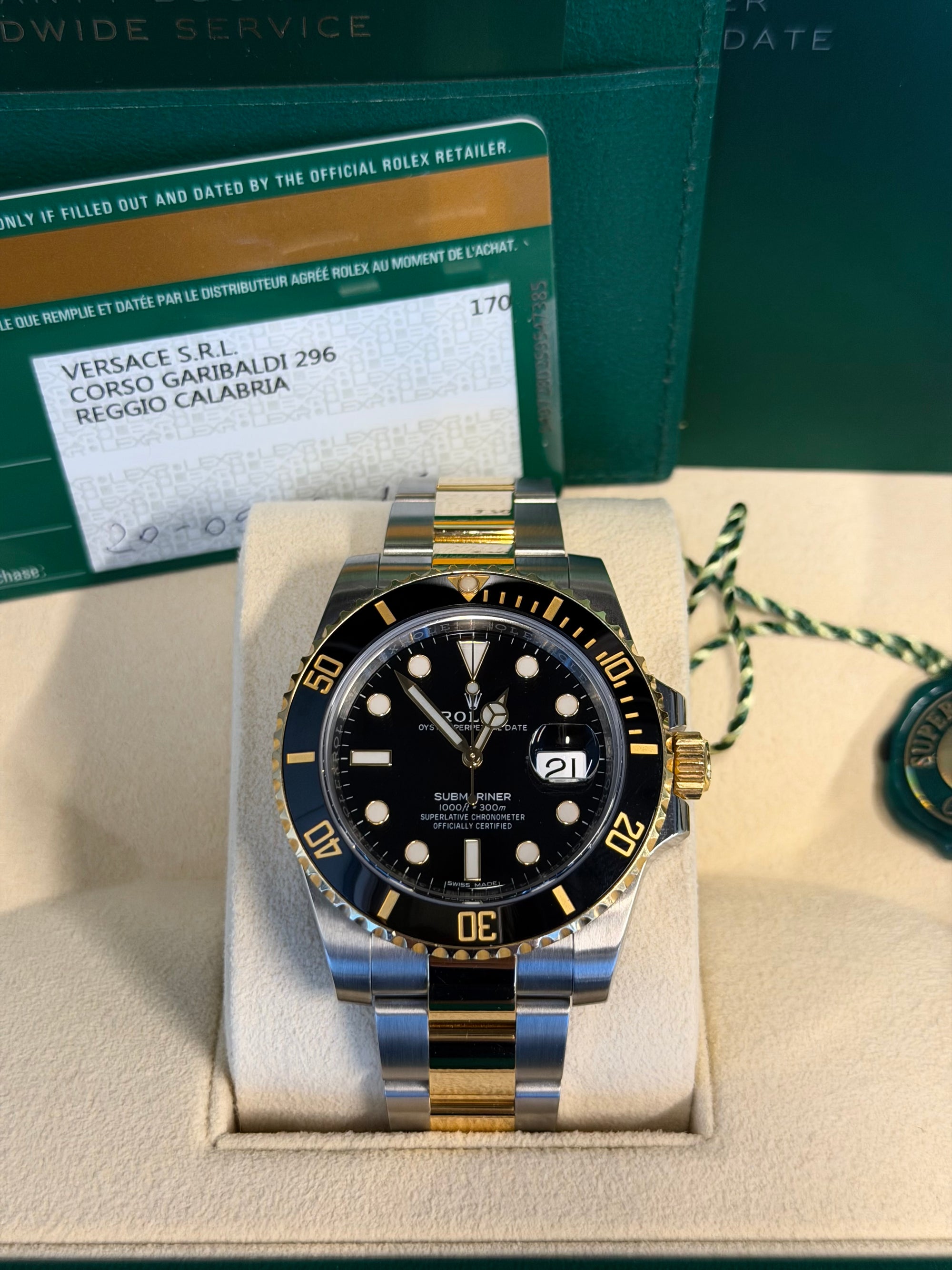 Rolex Submariner Black Dial on Oyster 116613LN Complete 2017