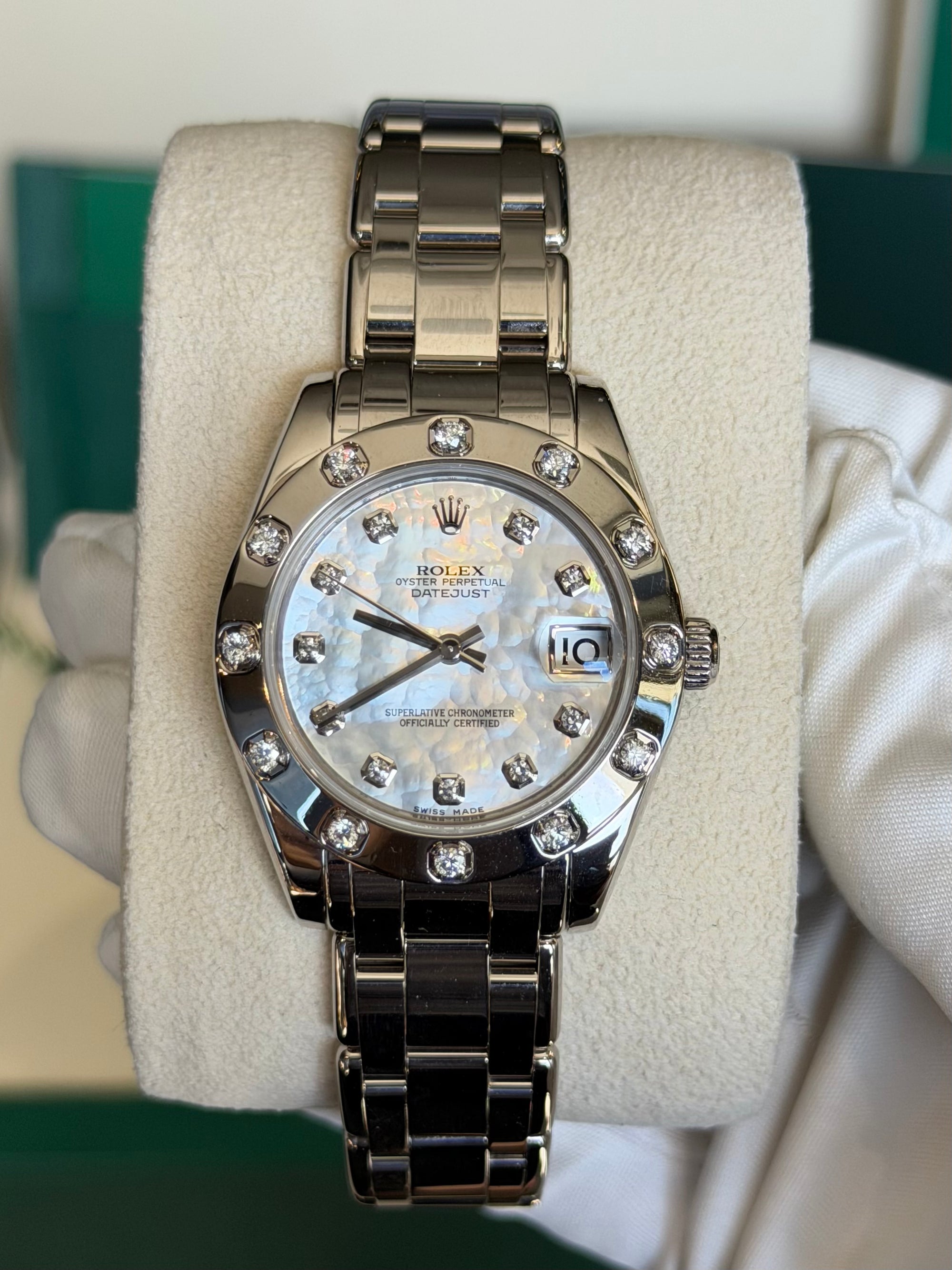 Rolex Datejust Pearlmaster 34 White Mother-Of-Pearl Diamond Dial on Pearlmaster 81319