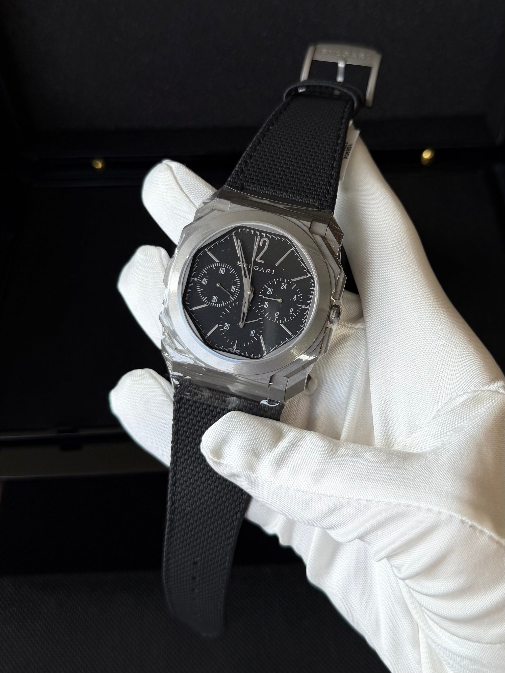 Bvlgari Octo Finissimo Black Dial on Textile 103371 Complete