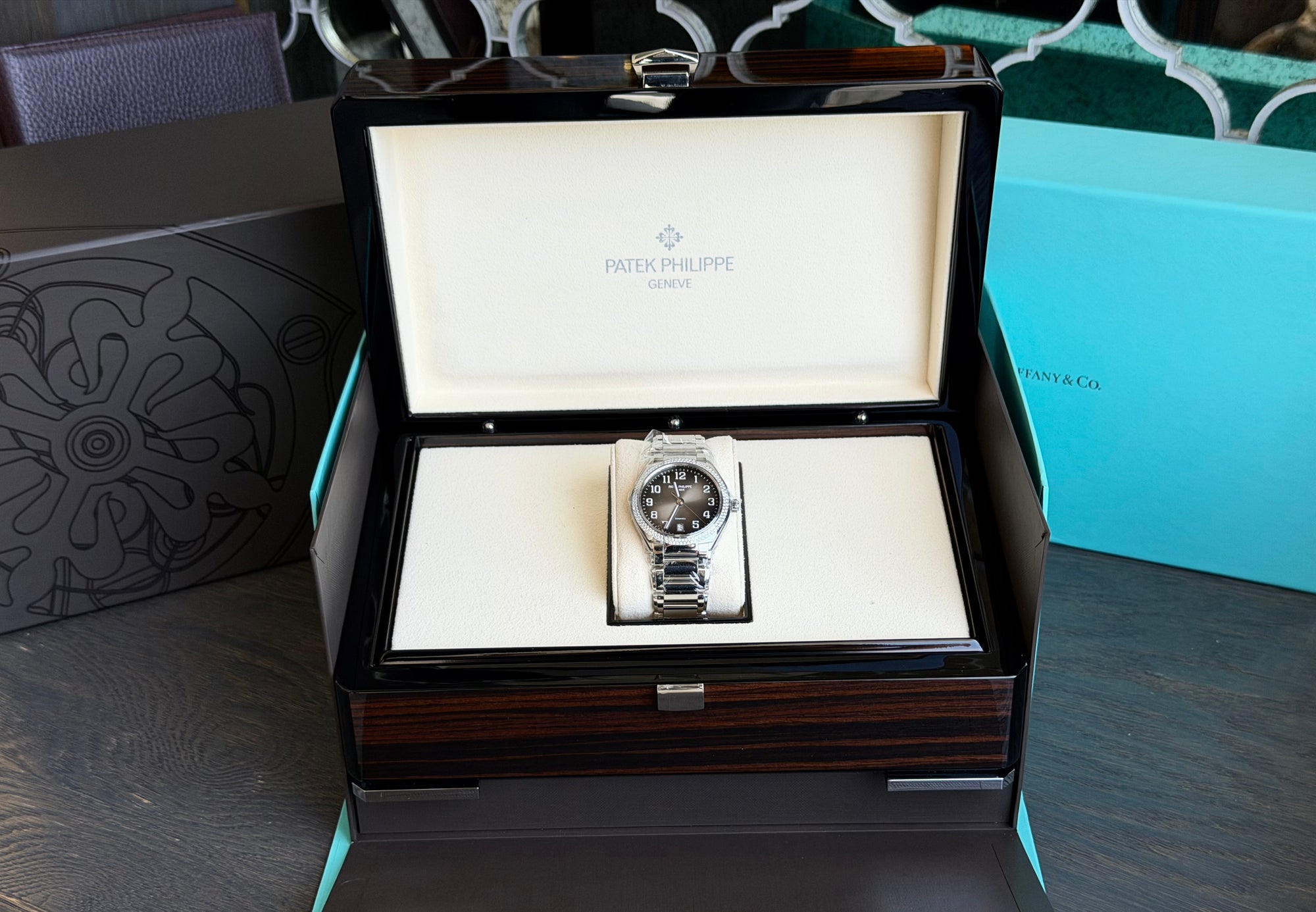 Patek Philippe Twenty-4 Gray Sunburst Dial on Bracelet 7300/1200A-010 Complete 2021
