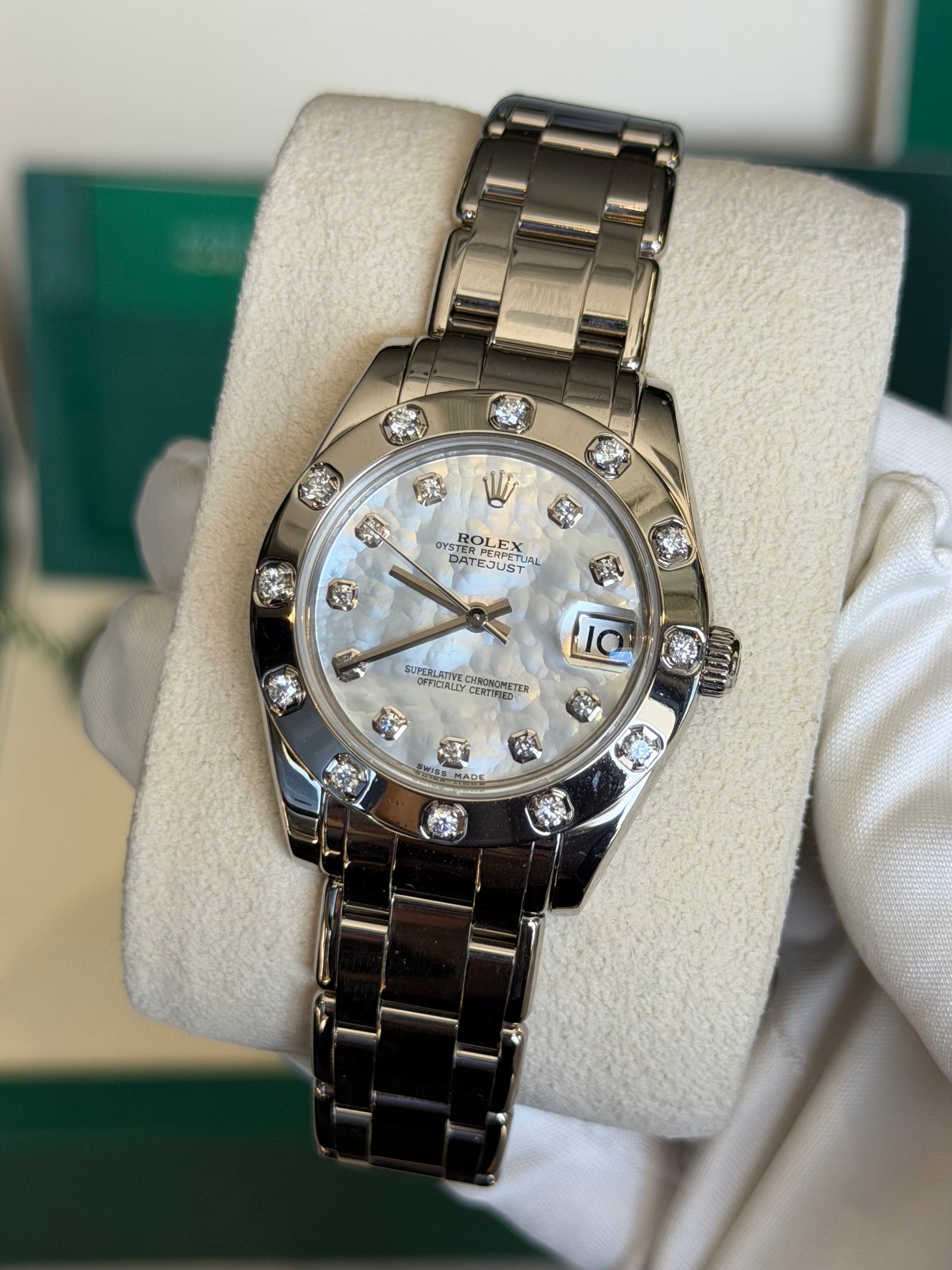 Rolex Datejust Pearlmaster 34 White Mother-Of-Pearl Diamond Dial on Pearlmaster 81319