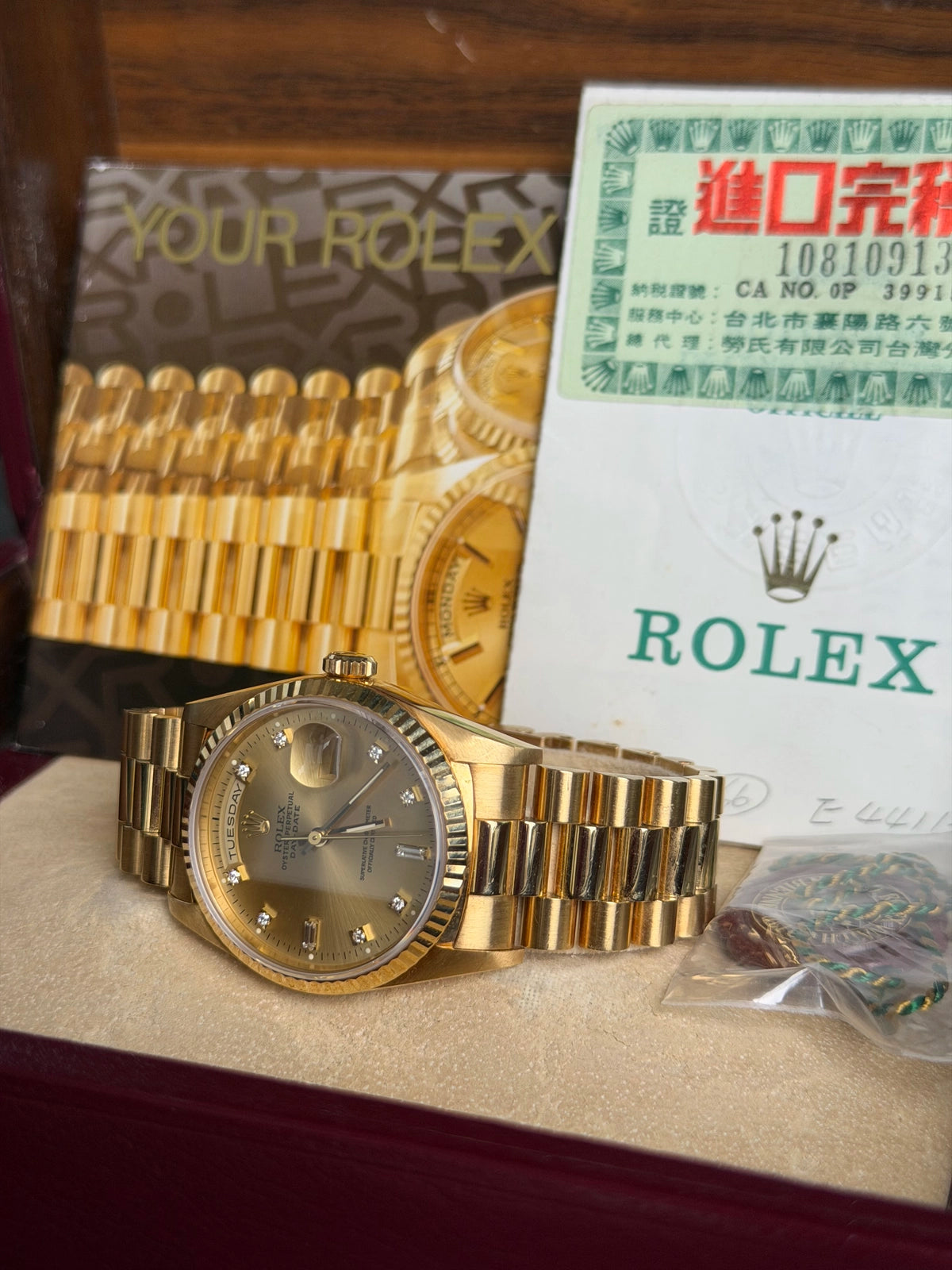 Rolex Day Date 36 Champagne Diamond Dial on President 18238 Complete Open Date